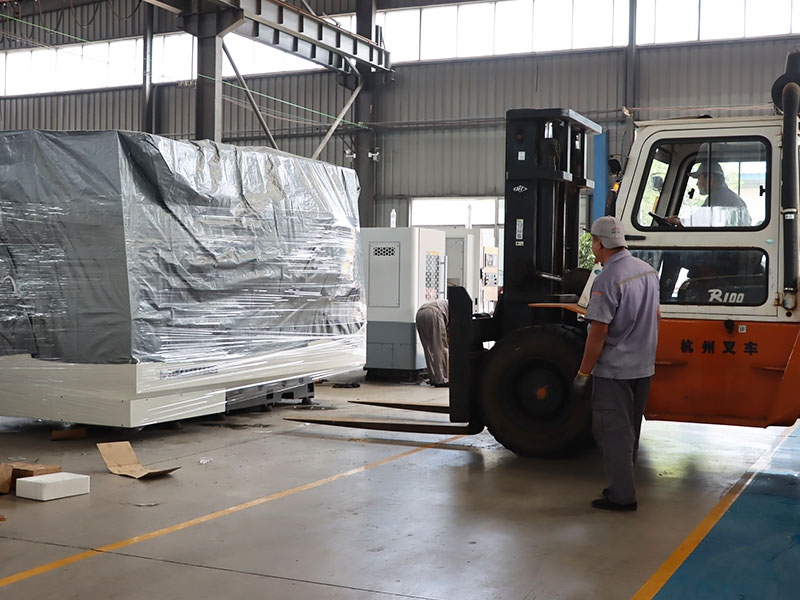 CKX550DS-1000斜式车床已发货