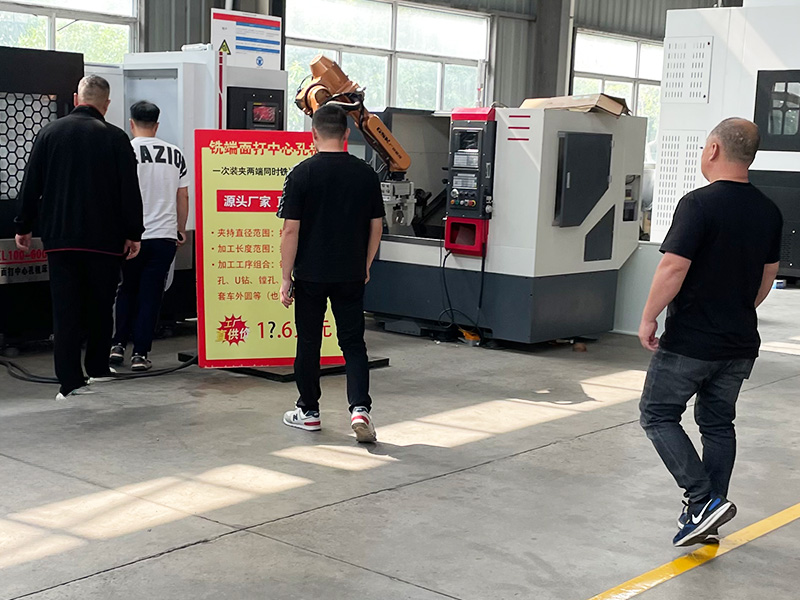 浙江客户选购前咨询来车间参观机床