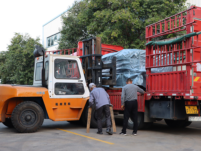 SJZK40数控钻孔专机即将发货出库