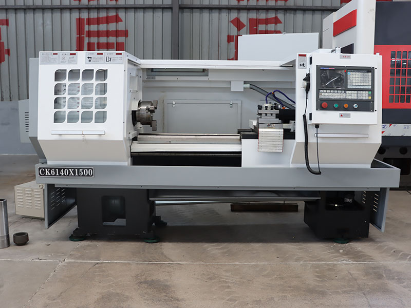 CK6140×1500带顶针零占地钻床