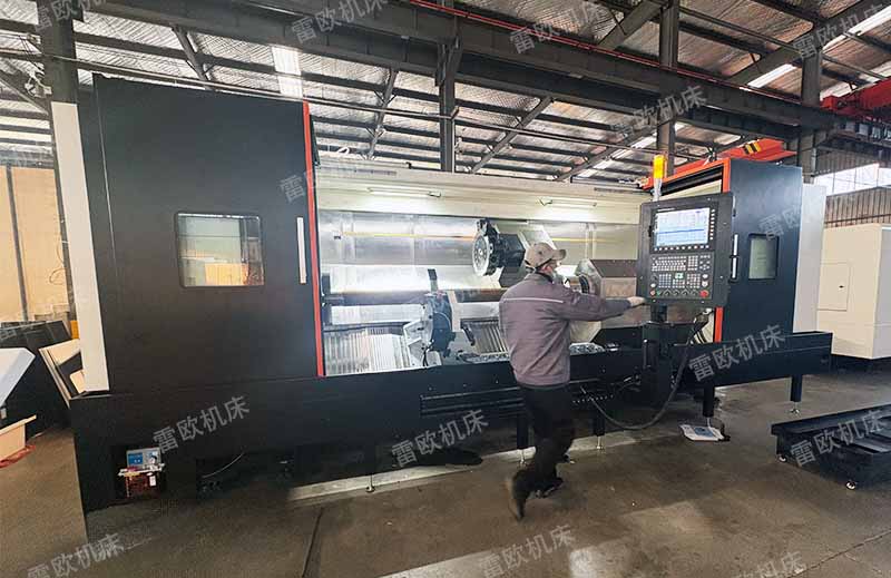 TCK300-3000数控车铣复合机床