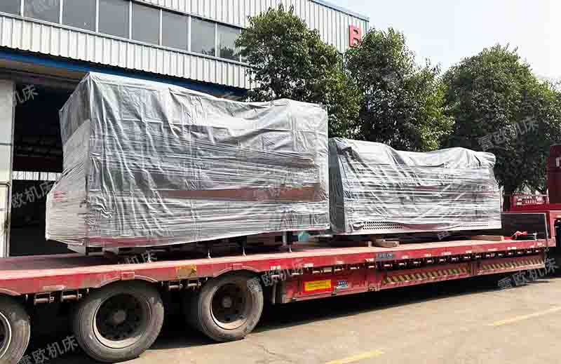 雷欧机床双头车和铣打机一起发货